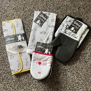 Disney Winnie the Pooh kitchen accessories